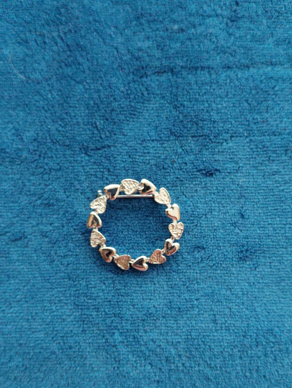 Gerry's Silver Tone Heart Wreath Brooch Pin - Women's Jewelry